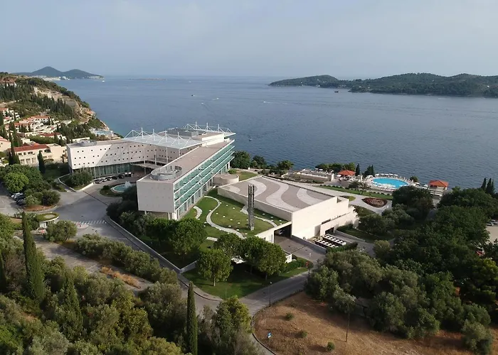 Apartmani D & J